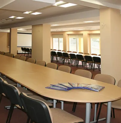 Obiekty konferencyjne w Wólce Milanowskiej: Harmonia Biznesu i Natury