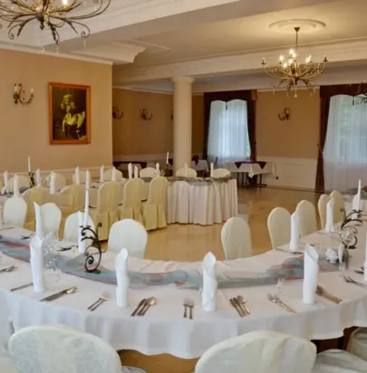 Zorganizuj niezapomnianą konferencję w Sarnakach!