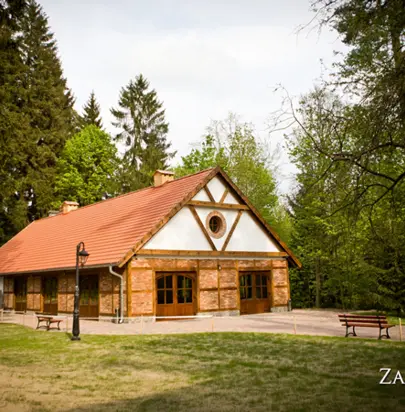 Sale konferencyjne w Zalesiu – idealne miejsce na biznes