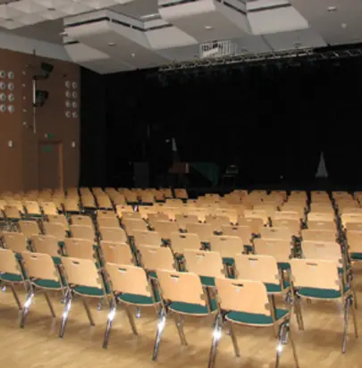 Znajdź idealne miejsce na konferencje w Izabelinie