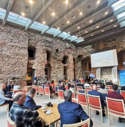 Szukasz idealnego miejsca na konferencje w Srebrnej Górze?