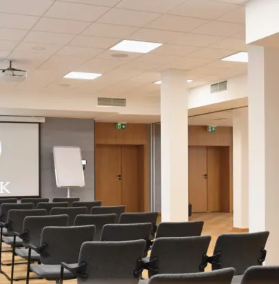 Sale konferencyjne Stawiguda – Profesjonalne Zaplecze w Otoczeniu Natury