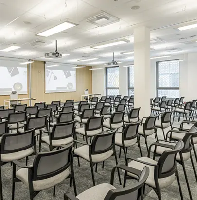 Nowoczesne Sale Szkoleniowe i Wyjątkowe Atrakcje Miasta