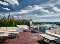 Rooftop terrace & Lounge Bar